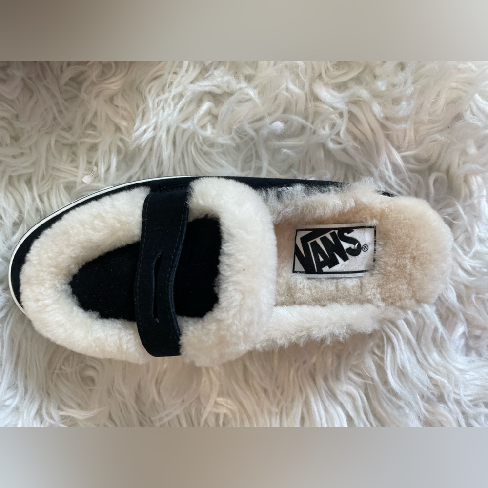 Vans NWT Unisex Style 53 Shearling Mule DX Black/White. Size 5 Men’s, 6.5 Women - Picture 8 of 9